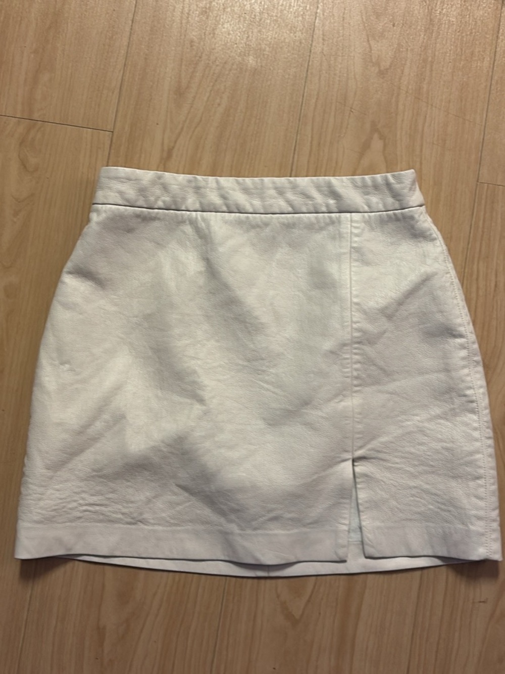 Wilfred White Leather Mini Skirt